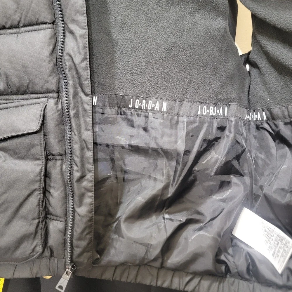 Jordan Kids Black Puffer Vest Jumpman Logo Quilted Full Zip Size L 12-13
